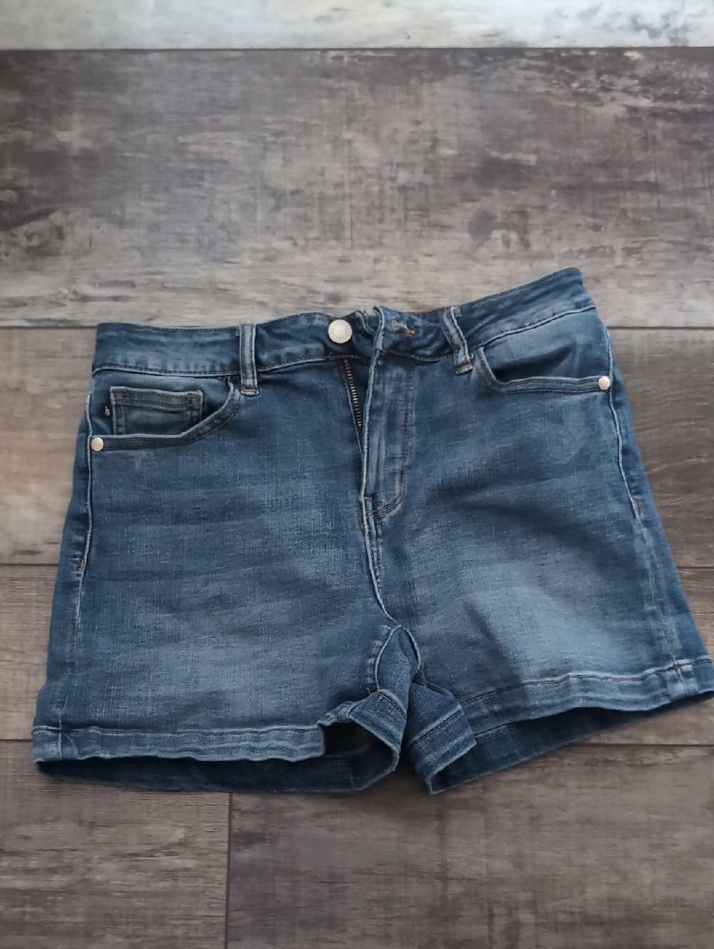 Judy Blue Faded Blue Denim Shorts JB150043